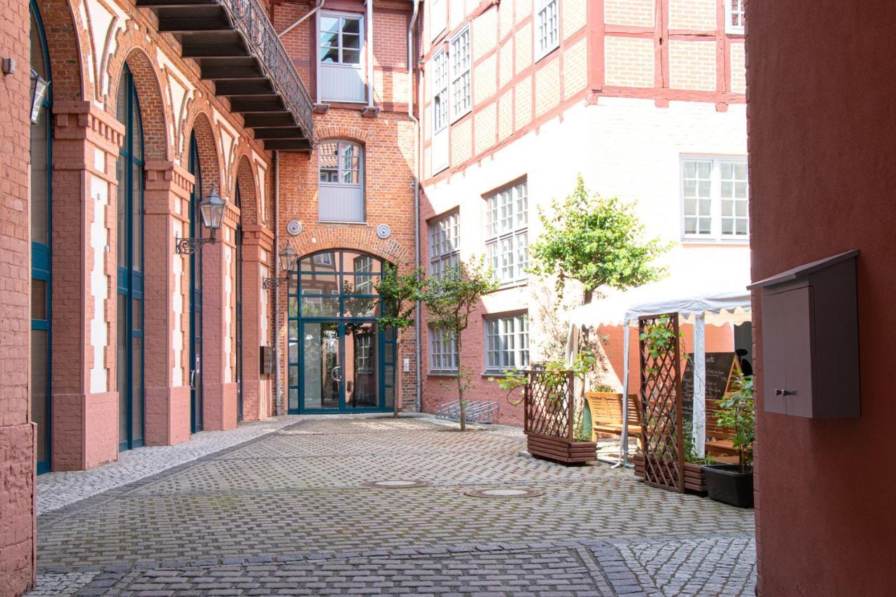 Ferienwohnungen Bunter Hof Quedlinburg Exterior photo